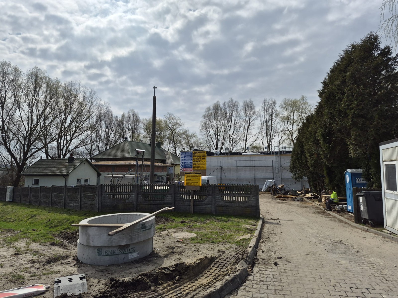 ROZBUDOWY OCZYSZCZALNI ŚCIEKÓW W KSIĄŻU WIELKIM